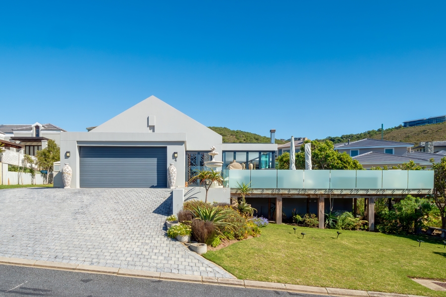 4 Bedroom Property for Sale in Pezula Golf Estate Western Cape